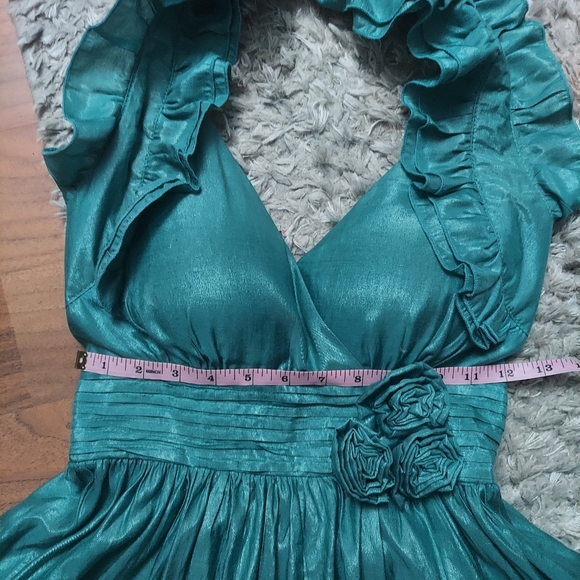 Body Central Halter Dress Top - Picture 8 of 8